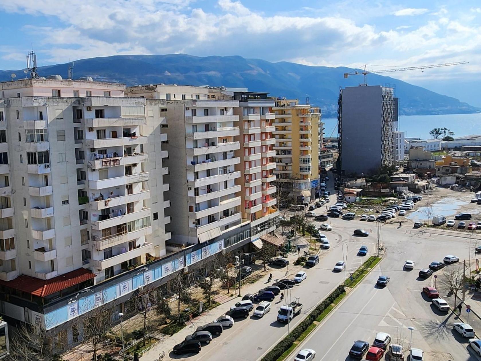 Avalona Apartment 2 Vlorë Esterno foto